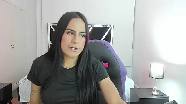 charlotthe ee online show from September 25, 7:17 pm