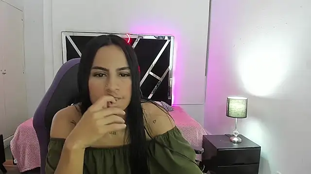 charlotthe ee online show from September 30, 7:41 pm