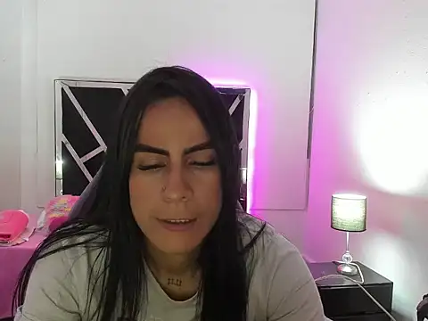 charlotthe ee online show from October 11, 11:14 pm