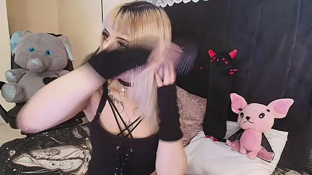 IvyBelle  online show from June 19, 11:36 am