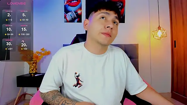 Nicolas James Sc online show from November 20, 1:44 pm