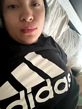 Snapshot of latina_curvy22 chatting on September 22, 9:28 pm latina curvy22 online show from September 22, 9:28 pm