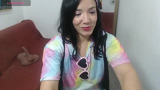 danna zuluaga online show from October 16, 12:28 pm