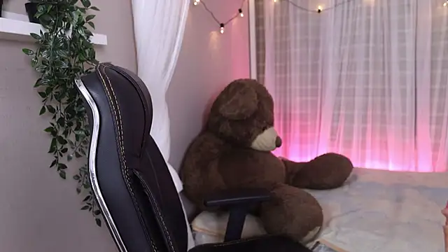 Mystic blue online show from November 12, 12:49 pm