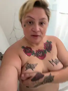 bbwbubbles77 online show from December 22, 4:20 am