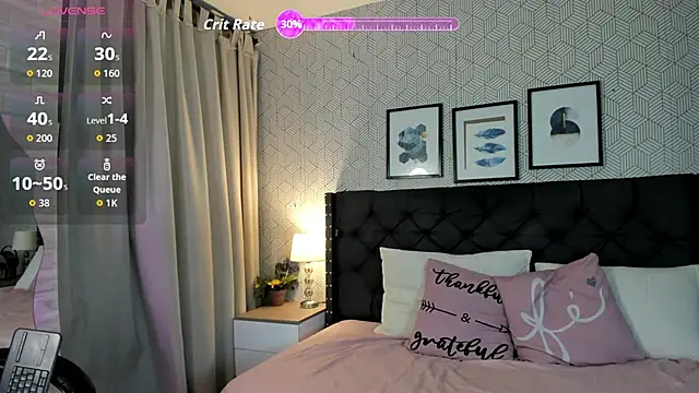 Snapshot of sophie__blare chatting on April 30, 7:31 pm sophie blare online show from April 30, 7:31 pm