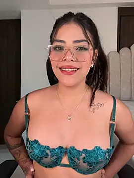 Sara-Evans online show from March 25, 2:39 am