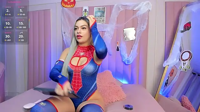 milaowens online show from October 17, 12:30 pm