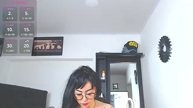 Snapshot of Vicky_hotmilf chatting on April 23, 8:46 am Vicky hotmilf online show from April 23, 8:46 am