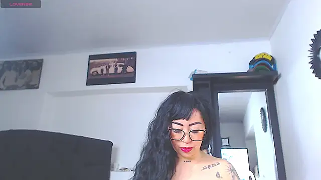 Vicky hotmilf online show from June 12, 8:35 am