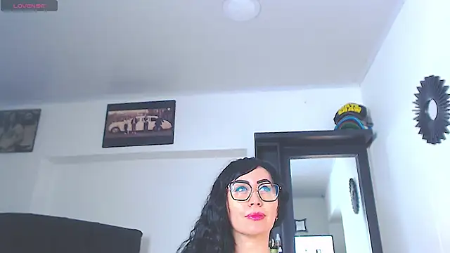 Vicky hotmilf online show from June 26, 11:14 am