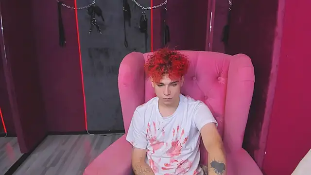 Snapshot of Blaiz_Vok chatting on October 4, 8:40 pm Blaiz Vok online show from October 4, 8:40 pm