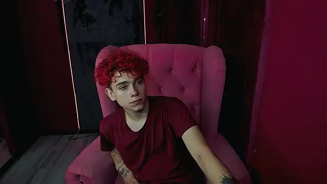 Snapshot of Blaiz_Vok chatting on October 9, 8:07 pm Blaiz Vok online show from October 9, 8:07 pm