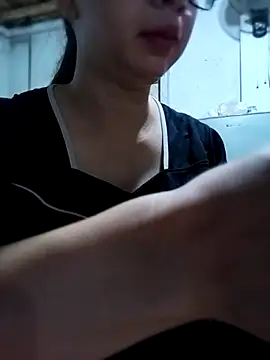 Snapshot of LillyZii chatting on September 22, 1:07 am LillyZii online show from September 22, 1:07 am