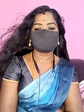 Snapshot of tamilammukuttyy chatting on April 9, 3:17 am tamilammukuttyy online show from April 9, 3:17 am