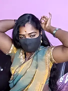 Snapshot of tamilammukuttyy chatting on April 16, 11:33 am tamilammukuttyy online show from April 16, 11:33 am