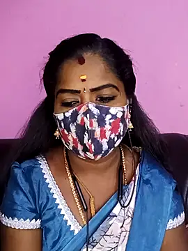 Snapshot of tamilammukuttyy chatting on April 18, 5:44 am tamilammukuttyy online show from April 18, 5:44 am