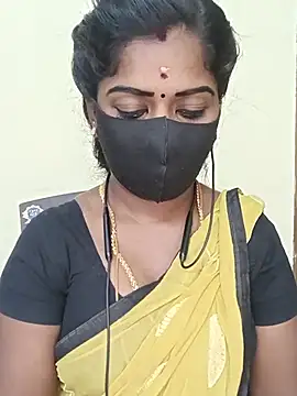 Snapshot of tamilammukuttyy chatting on June 23, 5:11 pm tamilammukuttyy online show from June 23, 5:11 pm