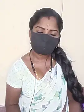 Snapshot of tamilammukuttyy chatting on June 30, 8:04 am tamilammukuttyy online show from June 30, 8:04 am