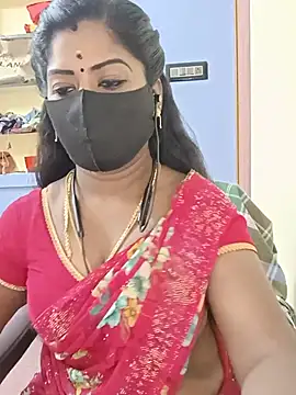 Snapshot of tamilammukuttyy chatting on July 5, 4:19 am tamilammukuttyy online show from July 5, 4:19 am