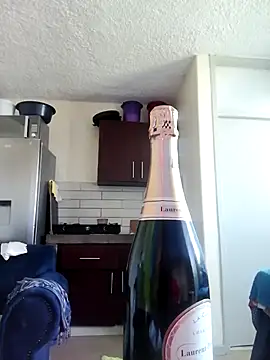 CrunchyxxSexy online show from February 12, 7:58 am