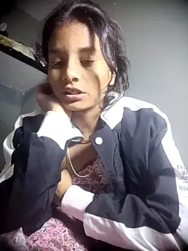 Hot Mayra  online show from November 15, 4:58 pm