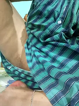 desi boudi87 online show from May 11, 5:21 pm