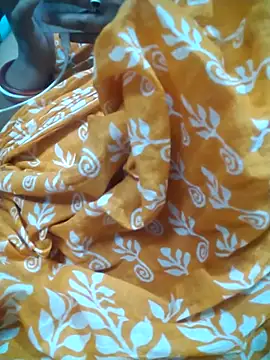 Snapshot of desi_boudi87 chatting on June 23, 7:45 pm desi boudi87 online show from June 23, 7:45 pm