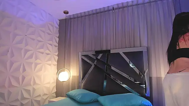 MAGIC TESSA online show from November 7, 7:25 pm