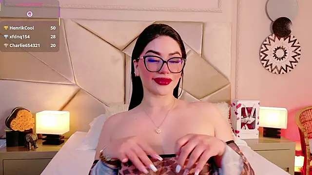 Snapshot of Catalina-Malave chatting on February 7, 2:37 am Catalina-Malave online show from February 7, 2:37 am