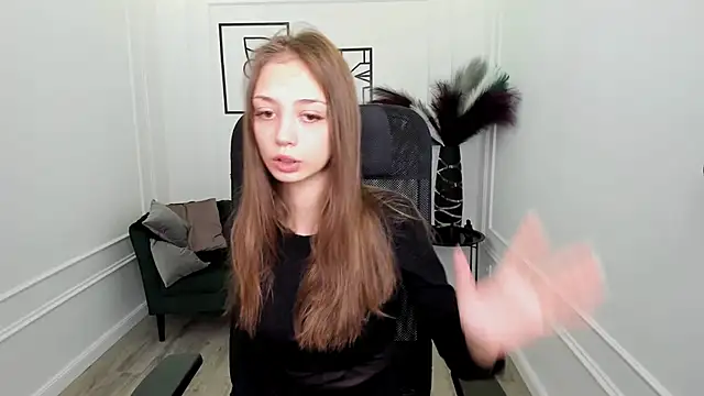 Snapshot of EmilyGraydis chatting on September 24, 5:11 am EmilyGraydis online show from September 24, 5:11 am
