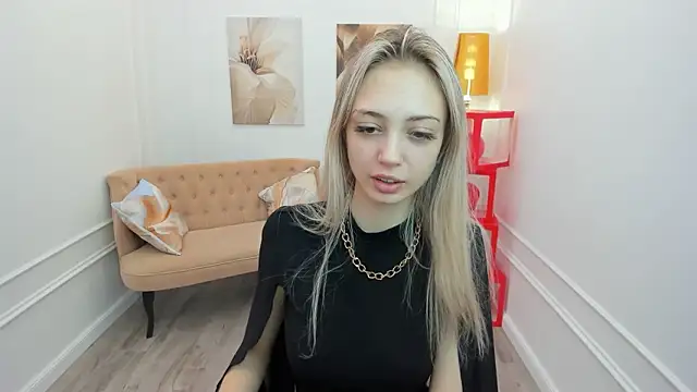 EmilyGraydis online show from March 16, 5:44 am