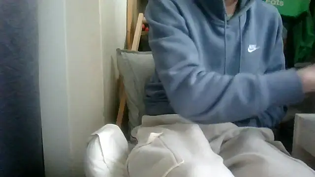 juju78jujuu online show from February 27, 7:41 am