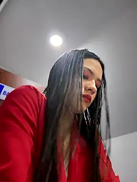 CHARLOTTE  05 online show from January 16, 12:09 pm