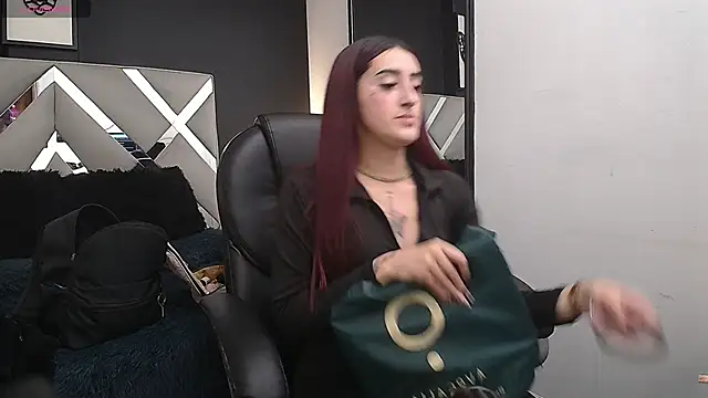 Miia bunny online show from October 30, 8:09 pm