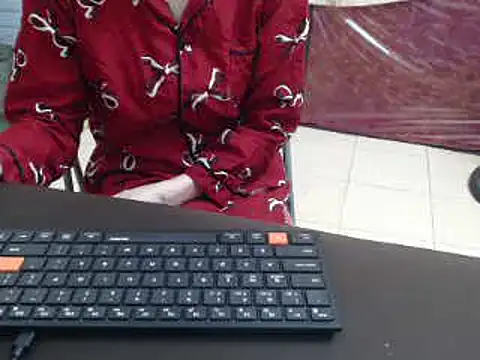 Snapshot of Funnygirl_9x chatting on January 13, 1:44 am Funnygirl 9x online show from January 13, 1:44 am