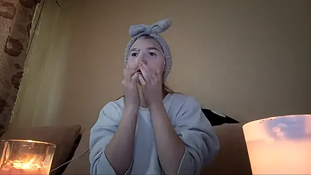 Snapshot of Nymera_flare chatting on September 9, 7:19 am Nymera flare online show from September 9, 7:19 am