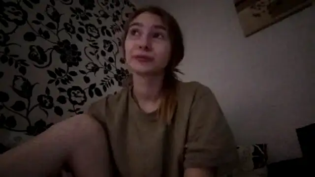 Snapshot of Nymera_flare chatting on October 13, 6:13 am Nymera flare online show from October 13, 6:13 am