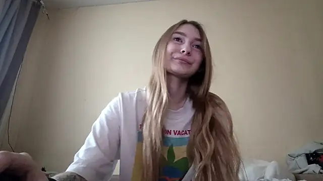 Nymera flare online show from November 5, 7:30 am