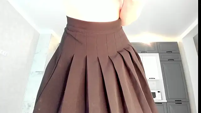 MollyDollz online show from December 16, 1:49 pm