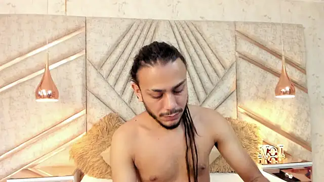 Snapshot of Boss_Domiinator chatting on September 11, 4:01 am Boss Domiinator online show from September 11, 4:01 am