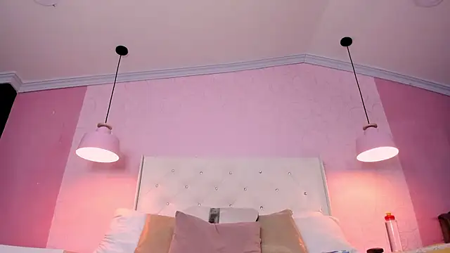 Boss Domiinator online show from March 1, 9:44 am