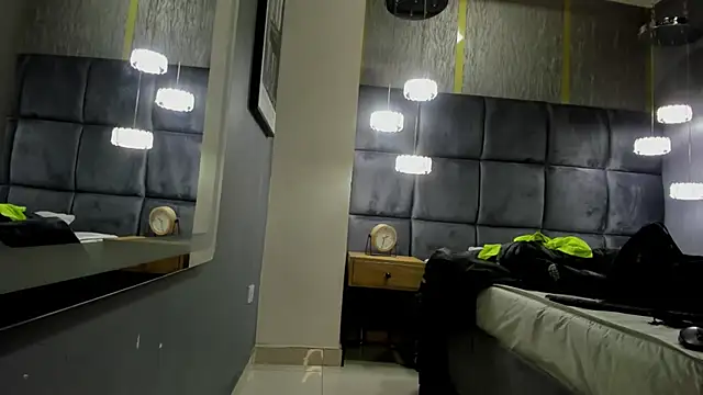 Snapshot of HunterHeat_ chatting on September 20, 11:33 am HunterHeat online show from September 20, 11:33 am