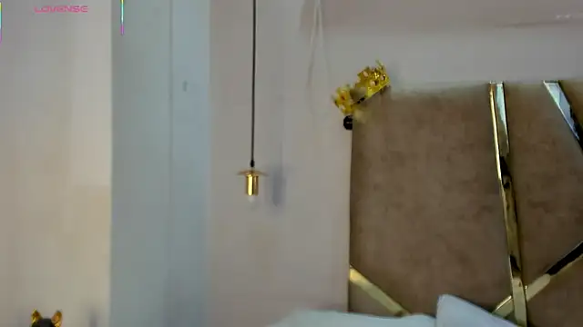 Snapshot of HunterHeat_ chatting on October 26, 12:33 pm HunterHeat online show from October 26, 12:33 pm