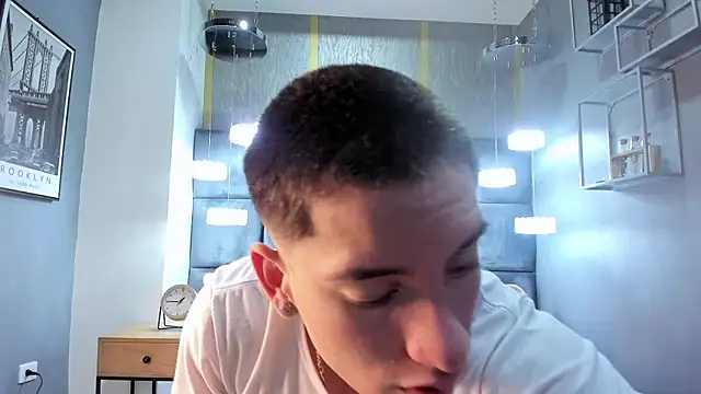 HunterHeat  online show from November 6, 11:55 am