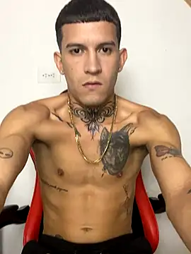 Snapshot of dilan_abraham12 chatting on October 7, 5:59 am dilan abraham12 online show from October 7, 5:59 am