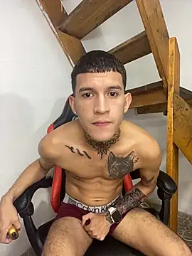 Snapshot of dilan_abraham12 chatting on October 8, 3:04 am dilan abraham12 online show from October 8, 3:04 am