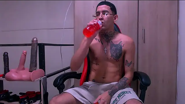 dilan abraham12 online show from March 20, 6:29 am