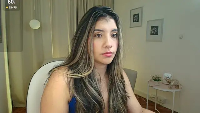 nina moen online show from December 17, 4:18 am