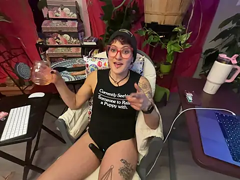 Snapshot of kinkycanner chatting on February 26, 4:22 am kinkycanner online show from February 26, 4:22 am